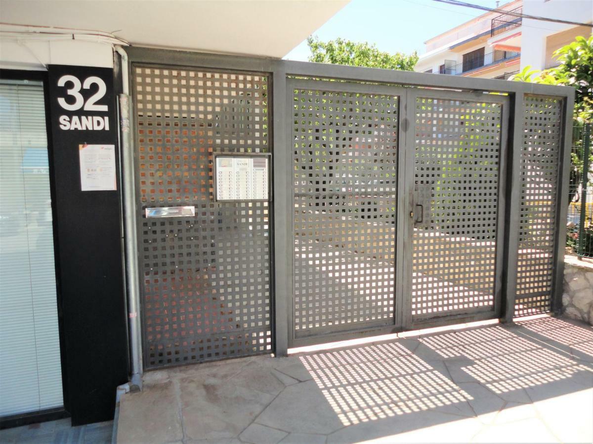 Lamoga-Sandi 4 2 Torredembarra Exterior photo